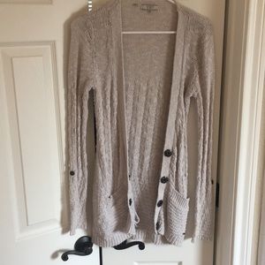GUESS cable knit 🧶 gray sweater